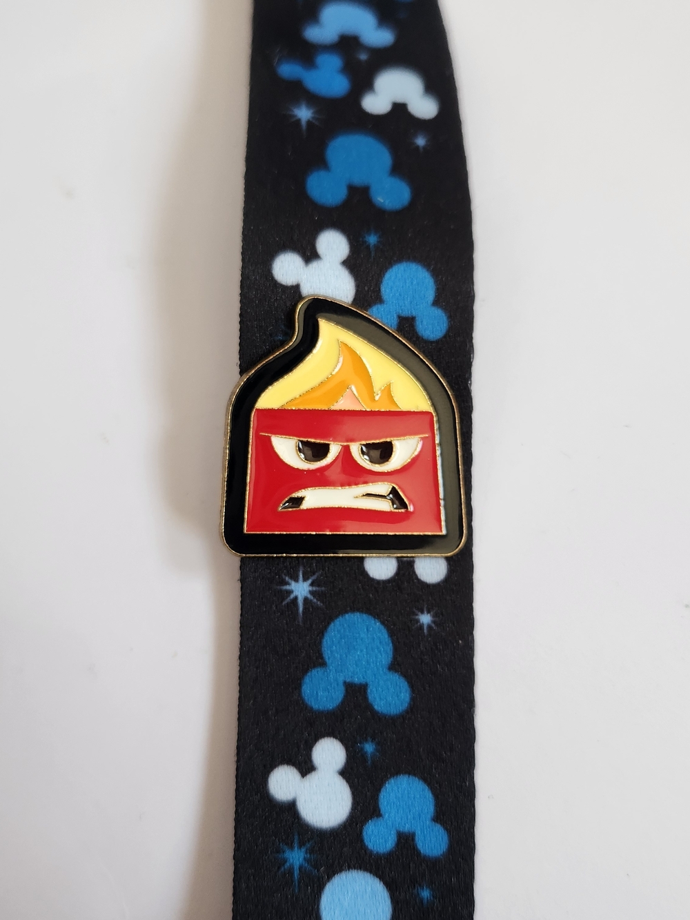Anger Inside Out Disney Trading Pin - Picture 2 of 8